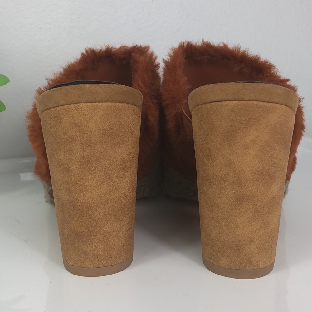 Treasure & Bond Fuzzy Striped Block Heel Mule 7 - Picture 7 of 10